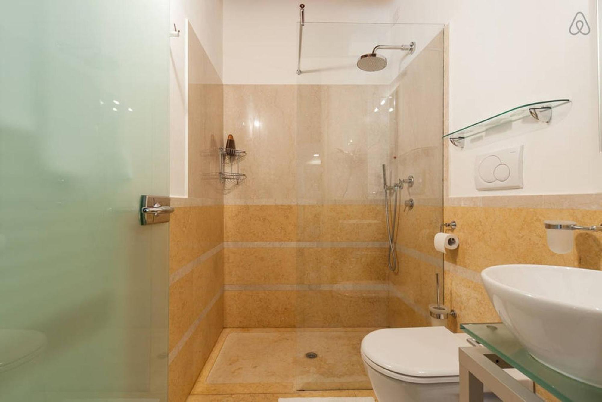 Truly Verona - Delle Erbe Suites ภายนอก รูปภาพ
