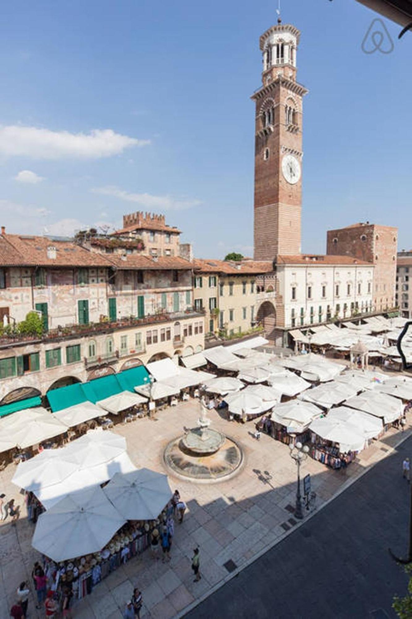 Truly Verona - Delle Erbe Suites ภายนอก รูปภาพ