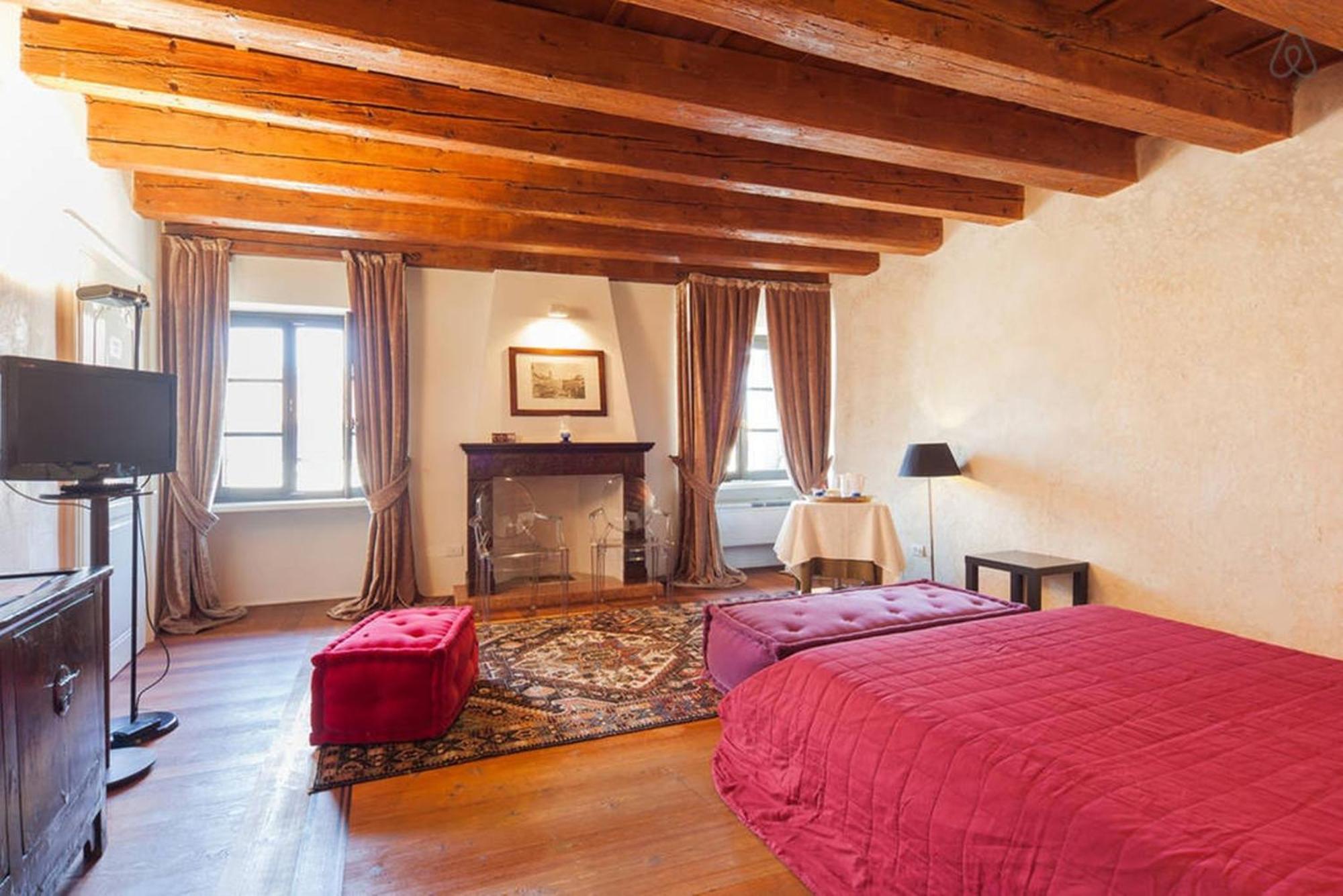 Truly Verona - Delle Erbe Suites ภายนอก รูปภาพ