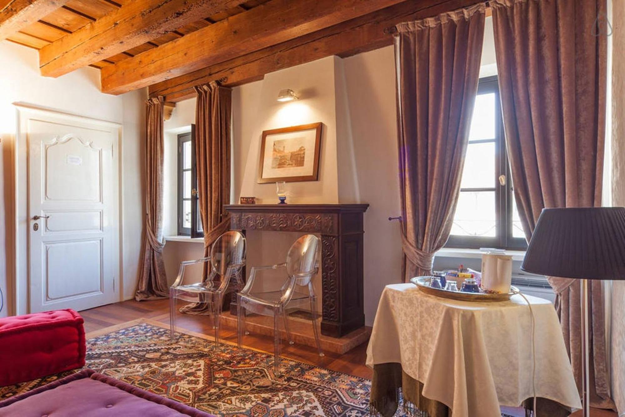 Truly Verona - Delle Erbe Suites ภายนอก รูปภาพ